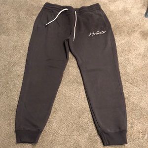 Hollister gray joggers size small
